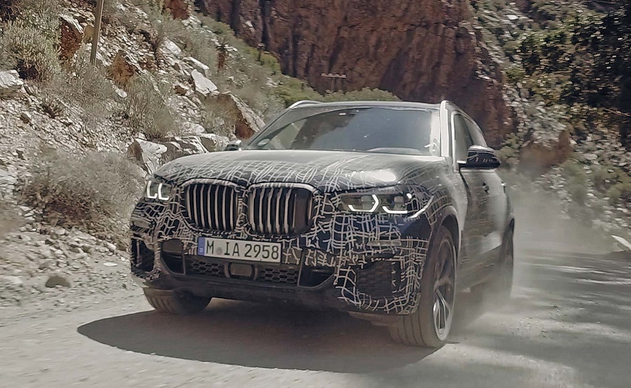 Նոր BMW X5-ը ավազներում: