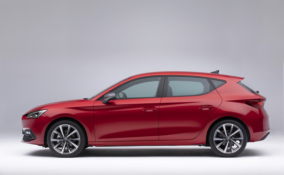 New Seat Leon side